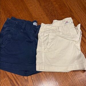Vintage Vines  size 2 Navy and khaki Shorts .